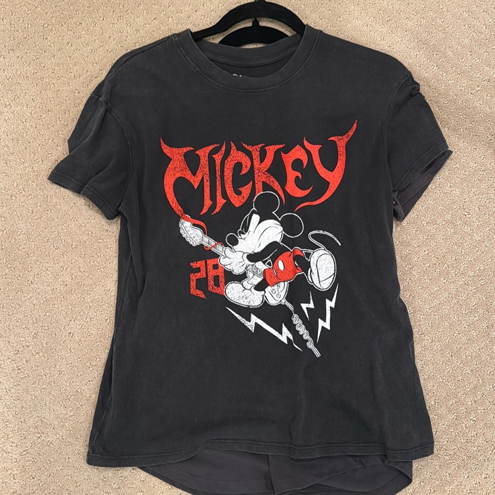 Disney Mickey shirt XS